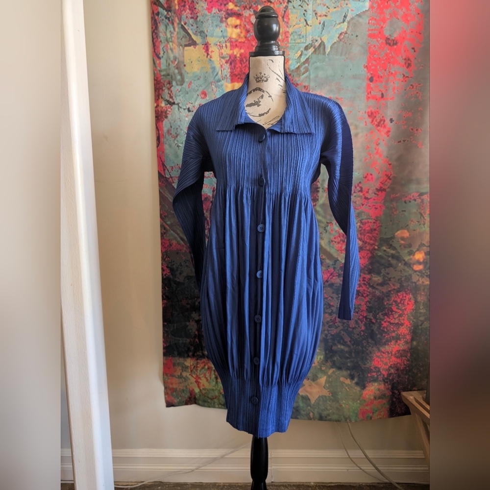 Issey Miyake Pleats Please plissé button-up Dress (Blue)